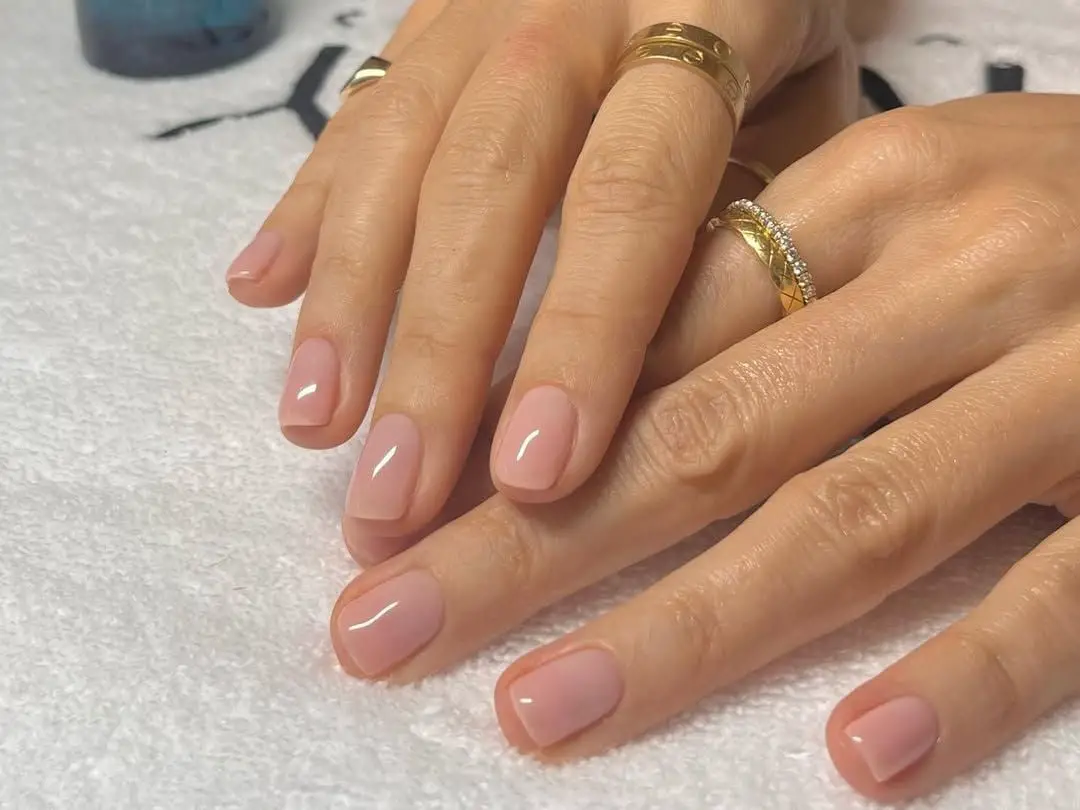 Sheer Pink Medium Square Glossy Sheer Pink Medium Square Glossy — Cute Medium Nails