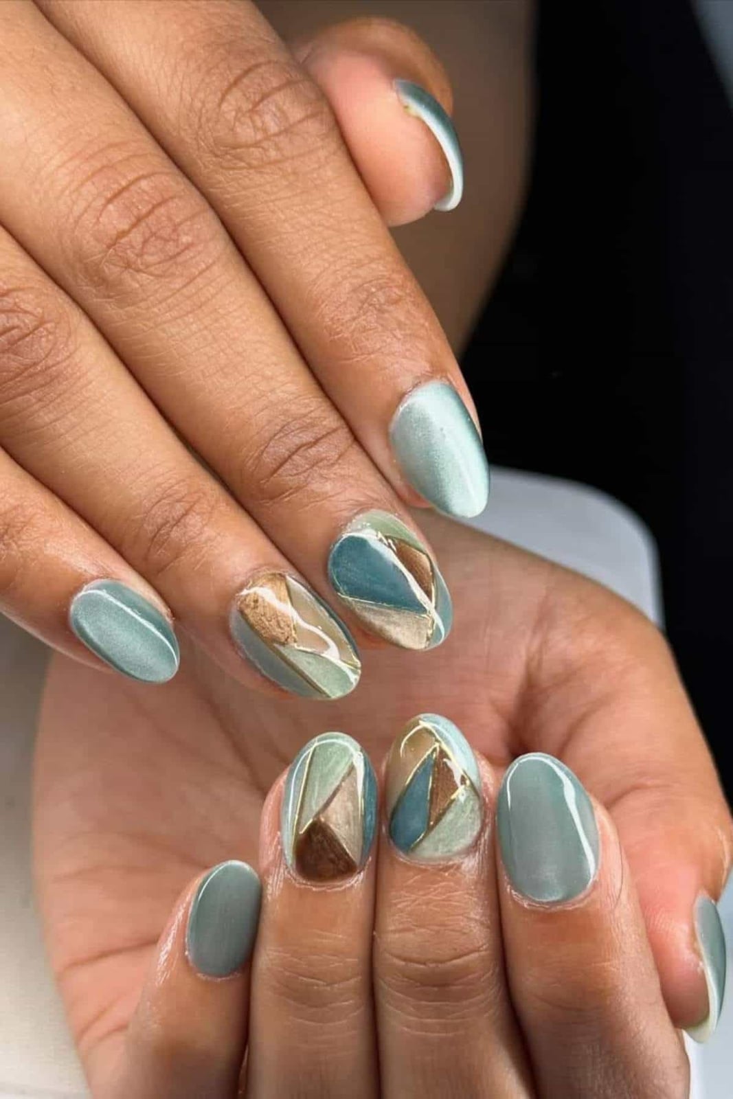 Muted Teal Cat-Eye Short Oval Nails Muted Teal Cat-Eye Short Oval Nails — Cute Oval Nails