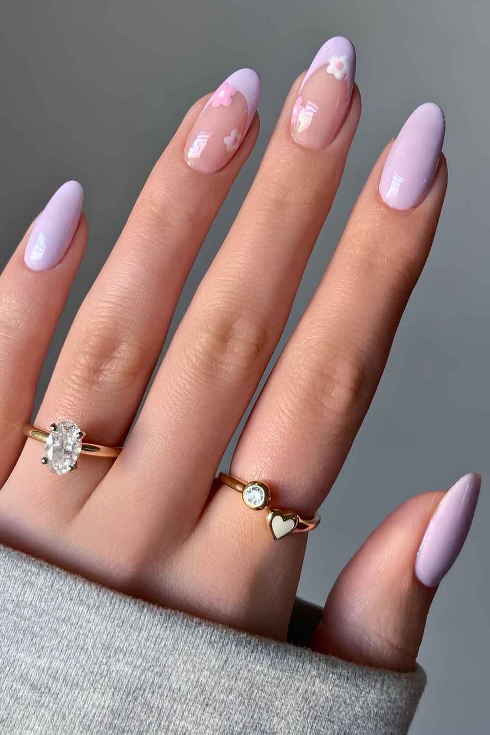 Floral French Tip Medium Oval Nails Floral French Tip Medium Oval Nails — Cute Oval Nails