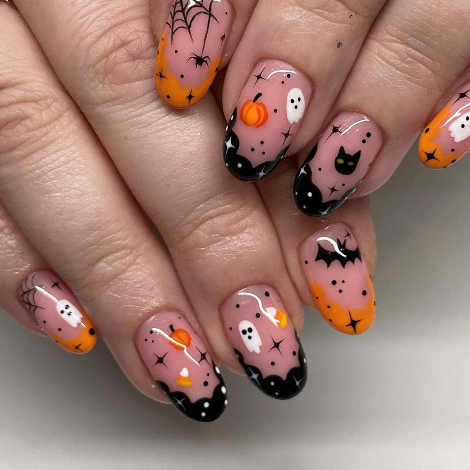 Halloween Motif Short Oval Acrylic Nails Halloween Motif Short Oval Acrylic Nails — Cute Short Acrylic Nails