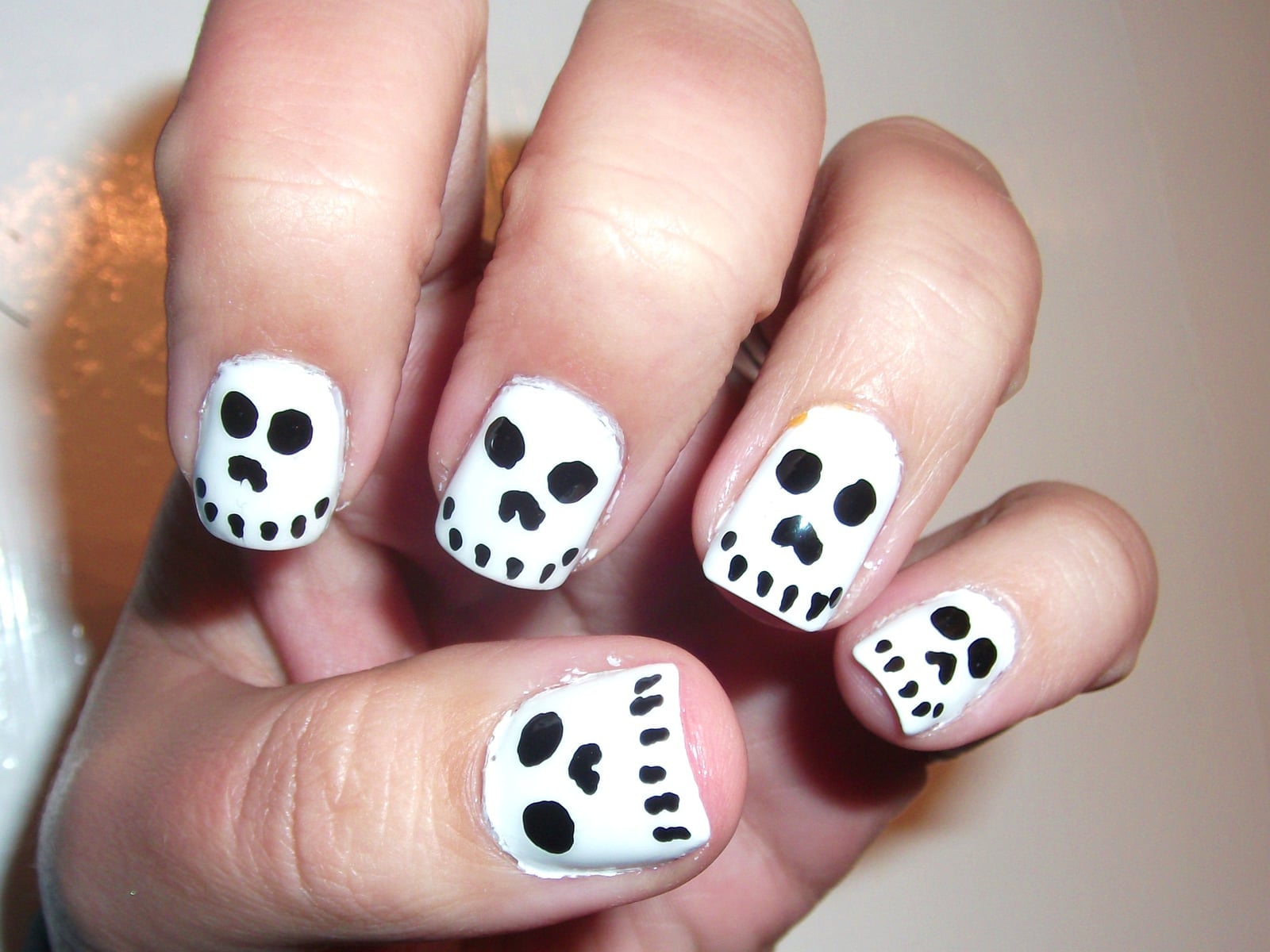Simple Black Skull Short Square Nails Simple Black Skull Short Square Nails — Cute Skull Nails