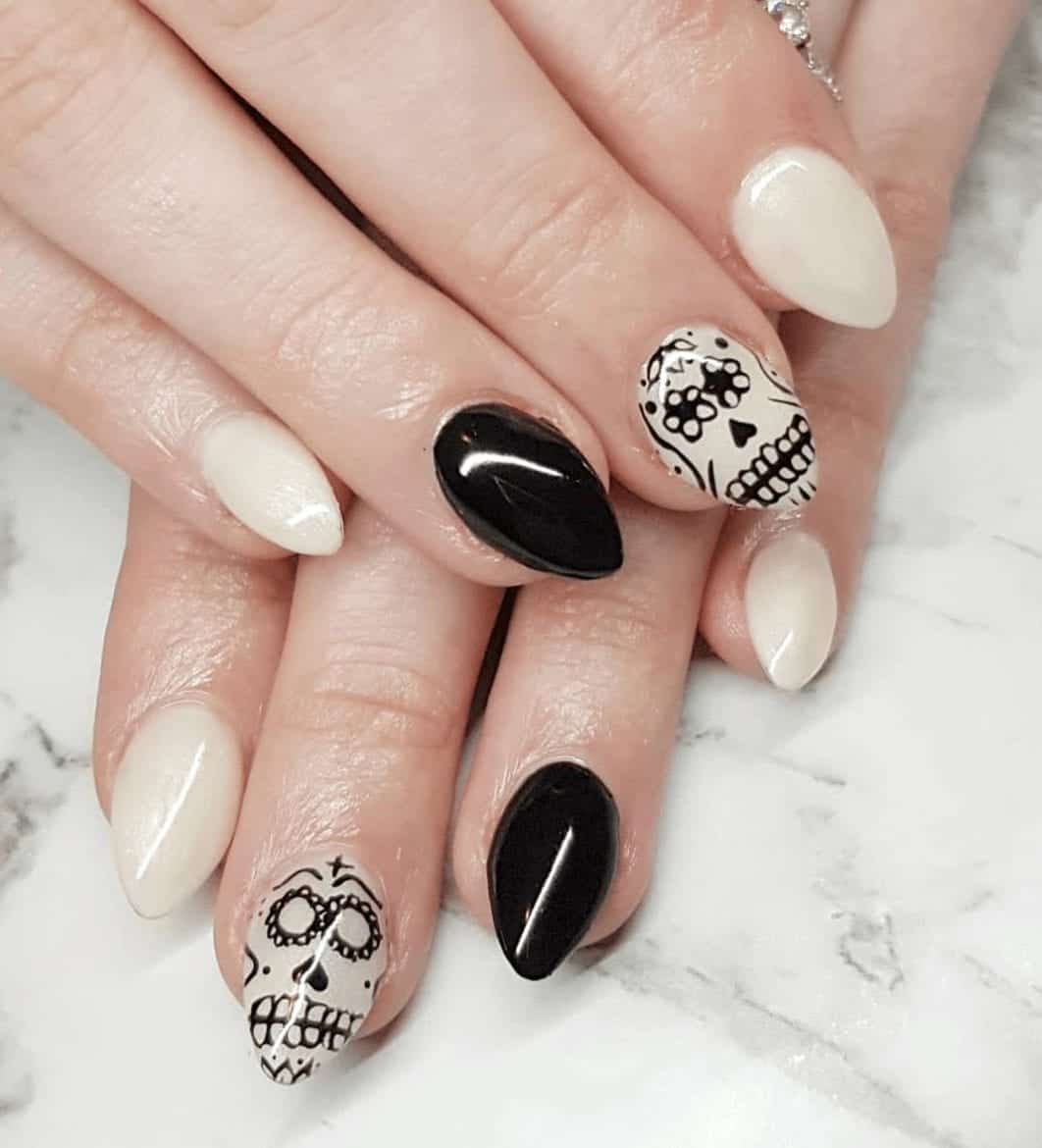Detailed Skull Cream and Black Medium Almonds Detailed Skull Cream and Black Medium Almonds — Cute Skull Nails