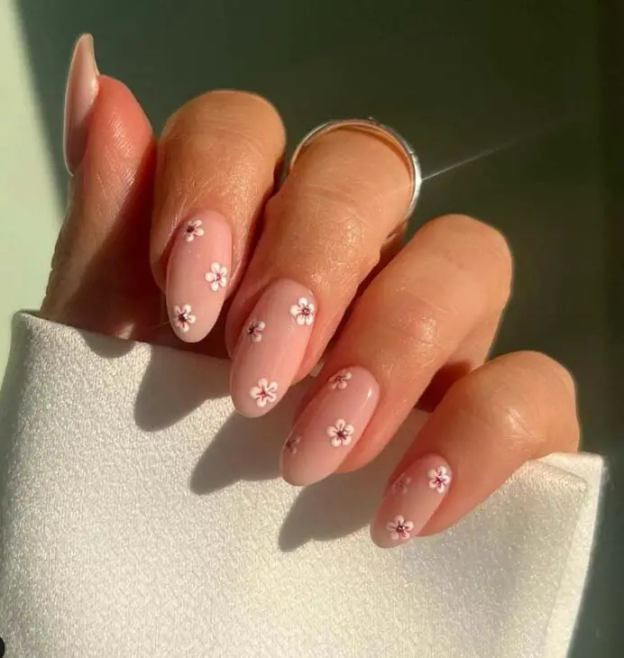 Medium Oval Pale Pink Floral Accent Nails Medium Oval Pale Pink Floral Accent Nails — Cute White Nails