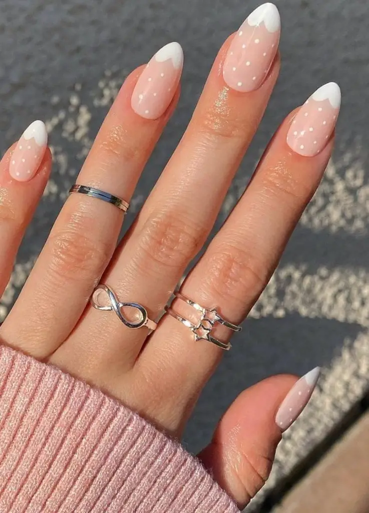 Medium Almond White Polka Dot Nails Medium Almond White Polka Dot Nails — Cute White Nails