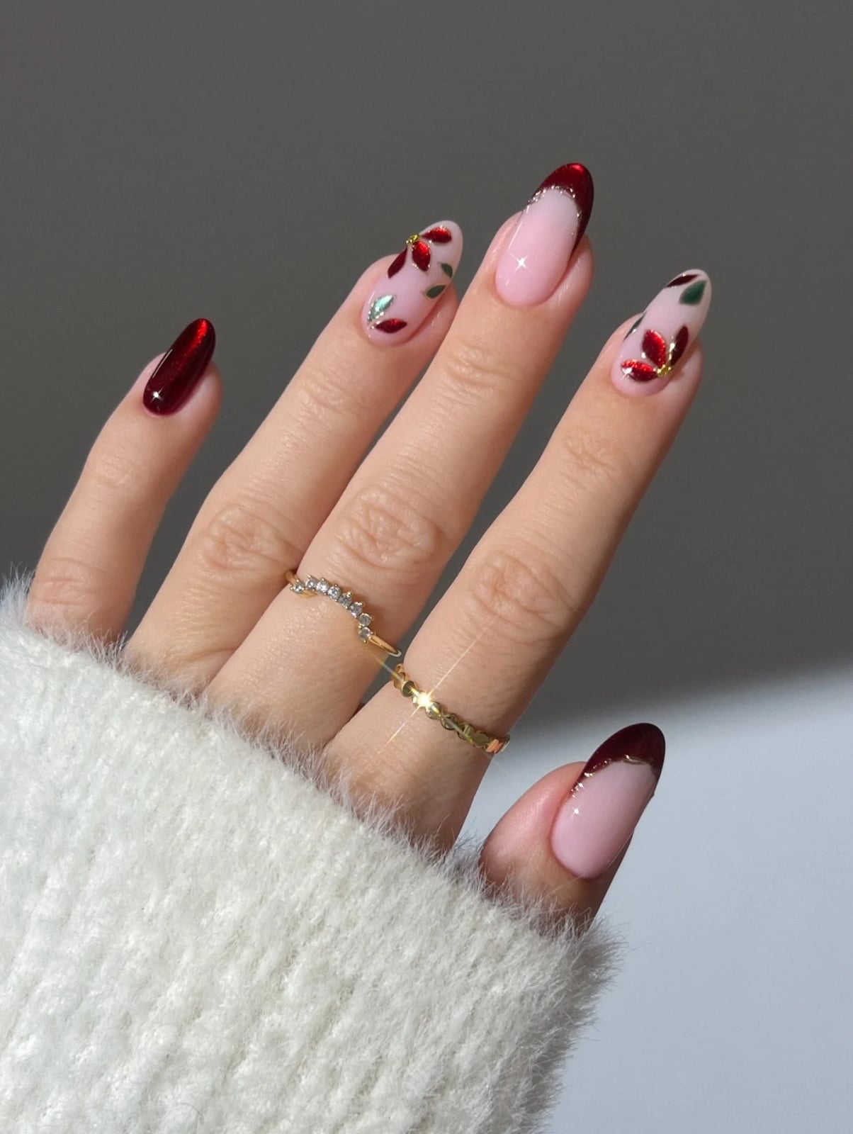 Medium Almond Pink Red Floral Art Medium Almond Pink Red Floral Art — Cute Wine Nails
