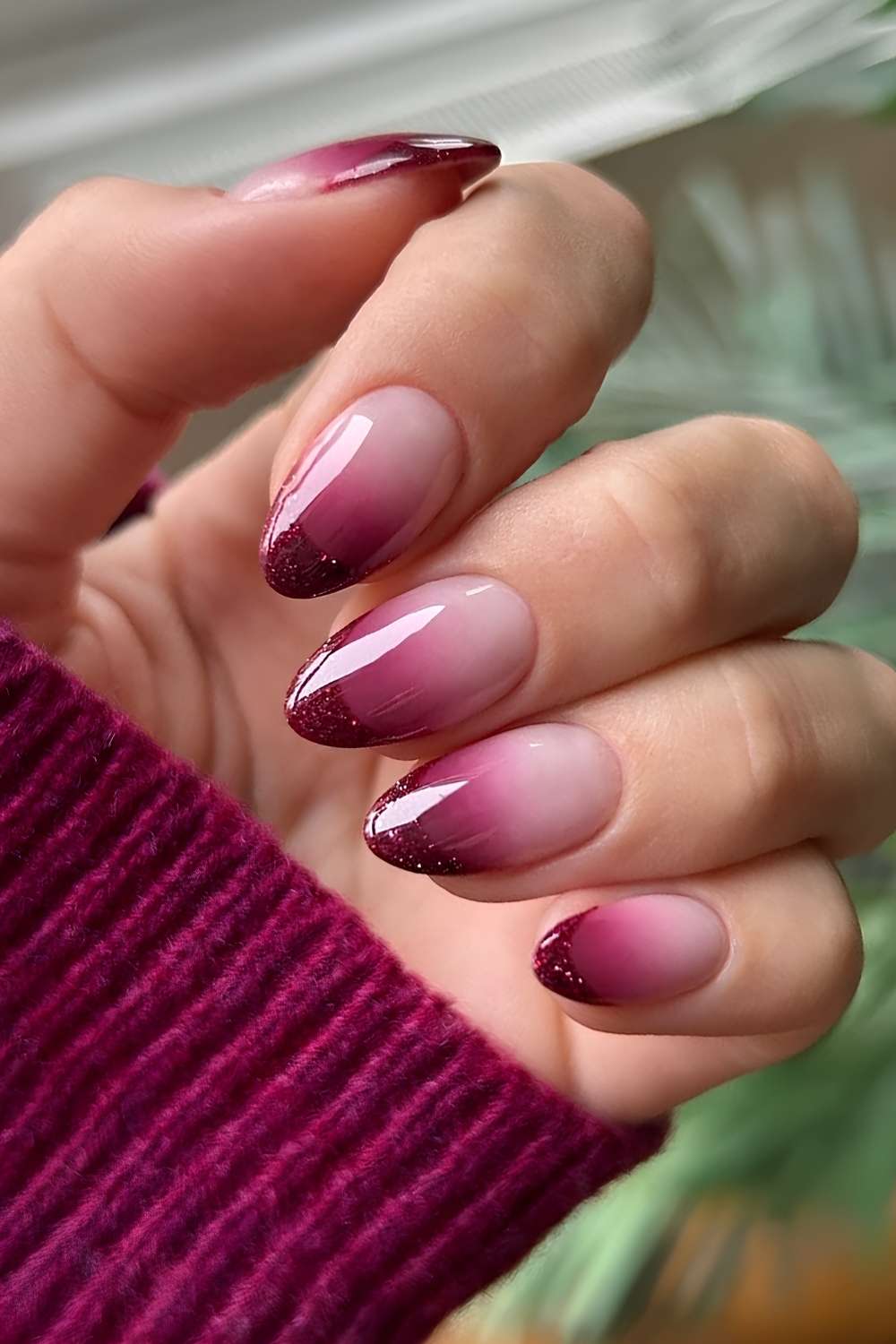 Medium Almond Glitter Ombre Nails Medium Almond Glitter Ombre Nails — Cute Wine Nails
