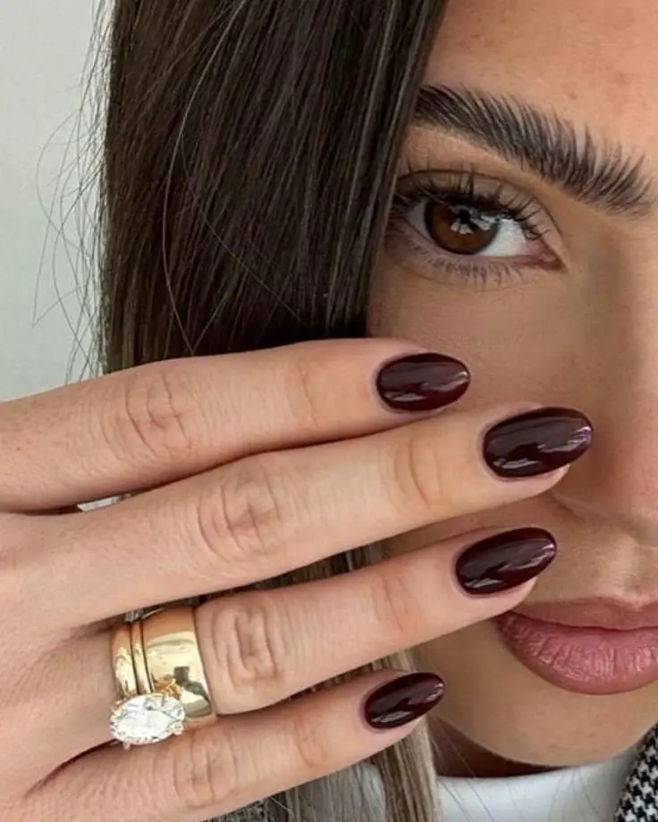 Short Oval Glossy Deep Burgundy Short Oval Glossy Deep Burgundy — Cute Wine Nails