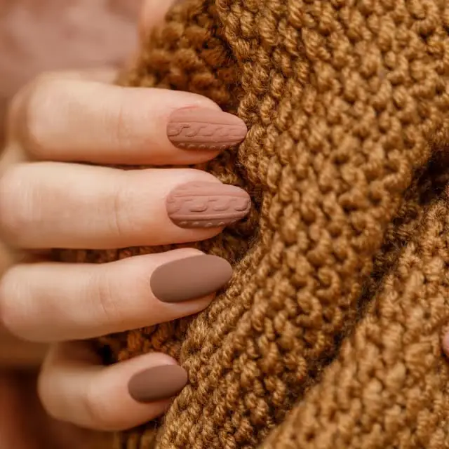 Medium Square Nails with 3D Metal Accents — Easy 3D Nails