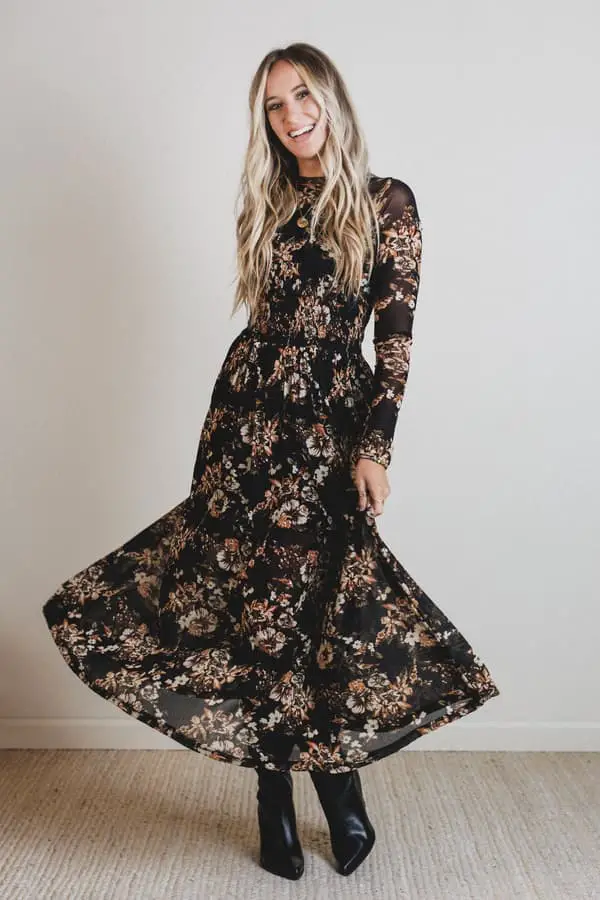 Black Floral Print Maxi Dress with Sheer Mesh Sleeves Black Floral Print Maxi Dress with Sheer Mesh Sleeves — Elegant Boho Outfits