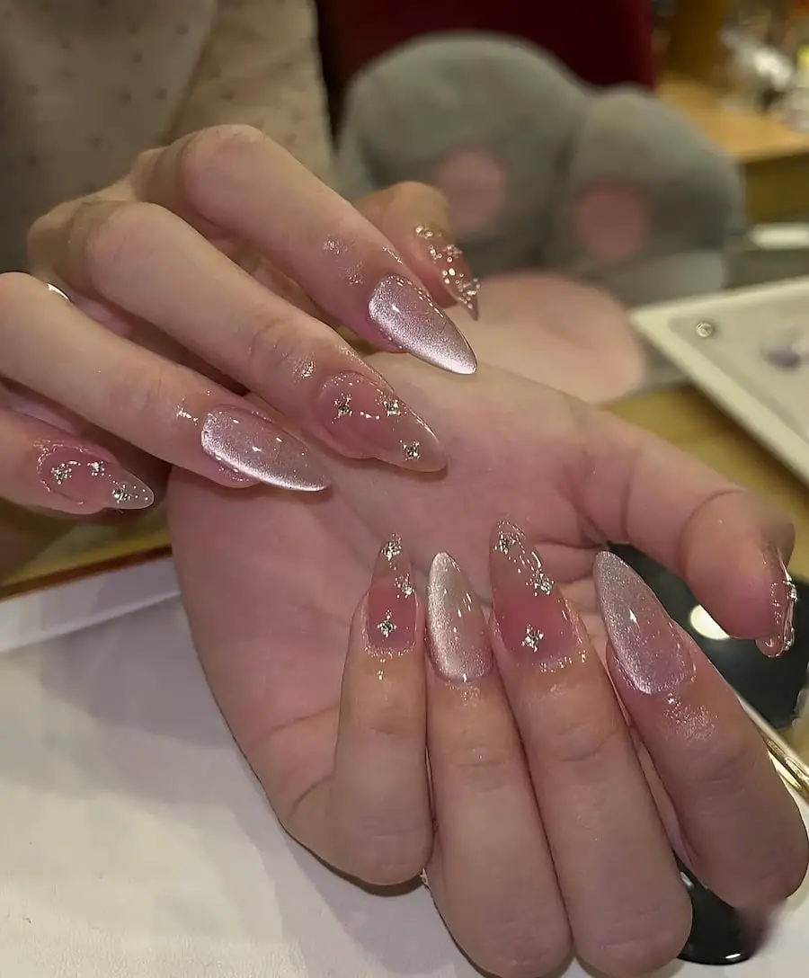 Medium Oval Pink Rhinestone Pearl Nails — Elegant Korean Nail Art