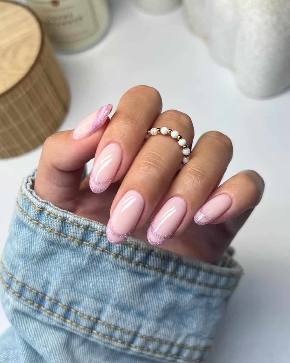 Visual Idea — Winter Round Nails