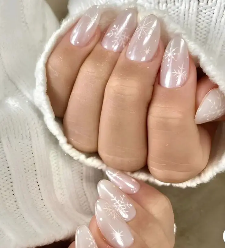Milky White Snowflake Medium Almond Nails Milky White Snowflake Medium Almond Nails — Nail Art Ideas