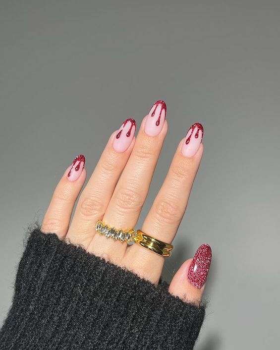 Red Glitter Drip Medium Oval Nails Red Glitter Drip Medium Oval Nails — Nail Art Ideas