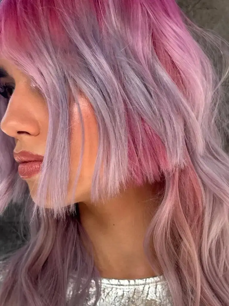 Collarbone Layers Pink Purple Blend Collarbone Layers Pink Purple Blend — Purple Hair Dye Inspiration