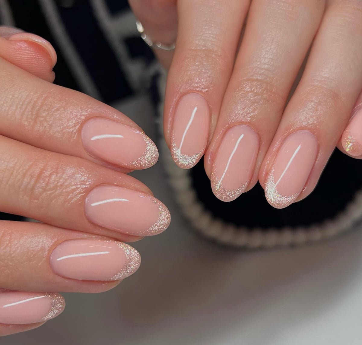 Medium Oval Pink Silver Glitter French Medium Oval Pink Silver Glitter French — Russian Manicure Inspiration