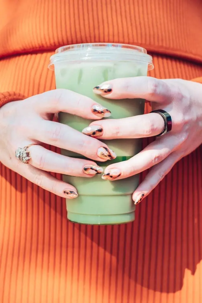 Medium Almond Leopard Print Gold Foil Medium Almond Leopard Print Gold Foil — Russian Manicure Inspiration