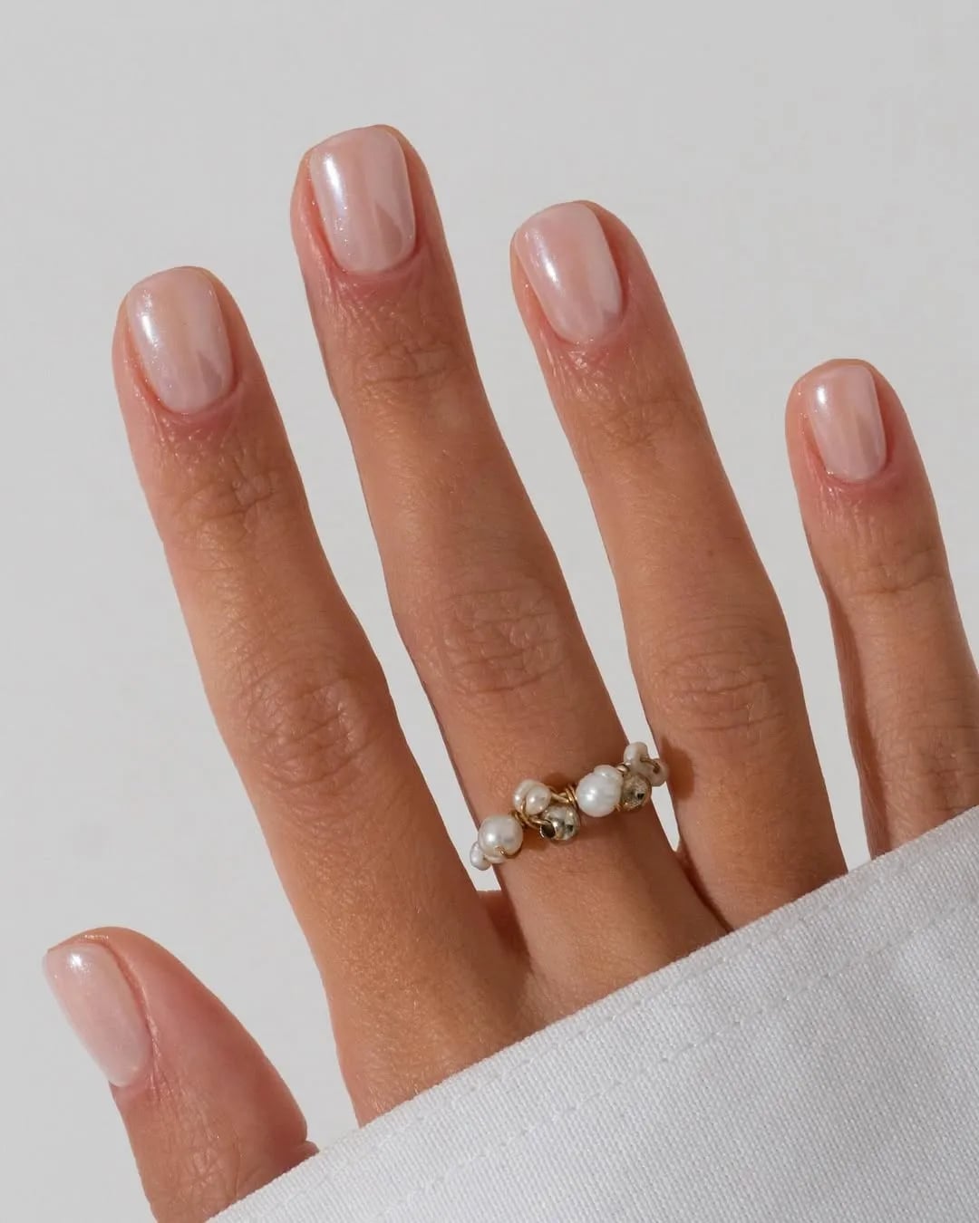 Short Square Sheer Nude Pink Shimmer Short Square Sheer Nude Pink Shimmer — Russian Manicure Inspiration