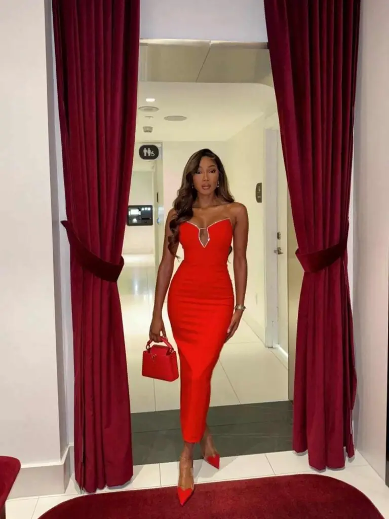 Red Strapless Bodycon Midi Dress with Matching Heels Red Strapless Bodycon Midi Dress with Matching Heels — Simple 21st Birthday Outfits