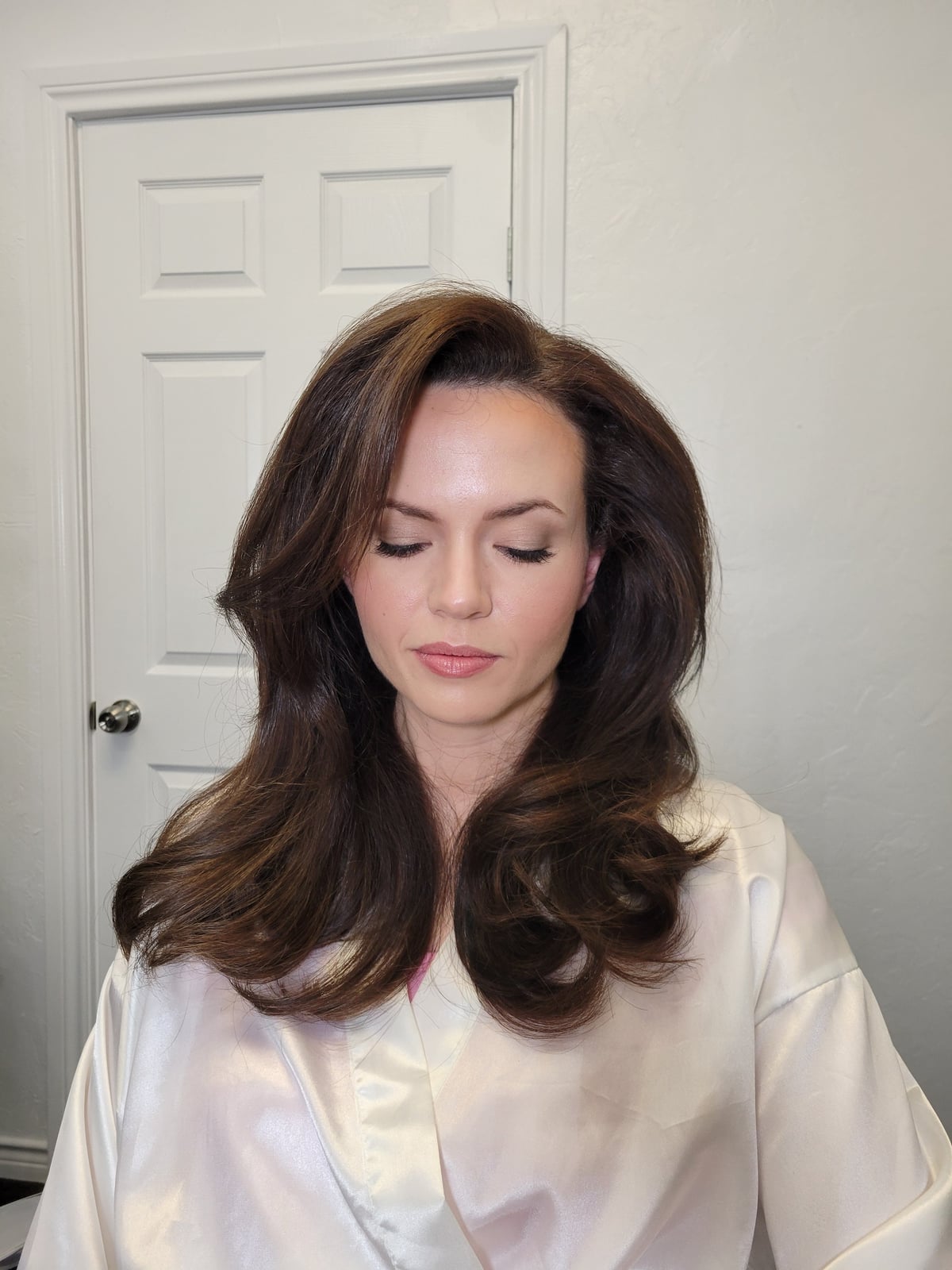 Mid-Back Rich Brown Blowout With Curtain Bangs — Simple 90s Blowout Hair