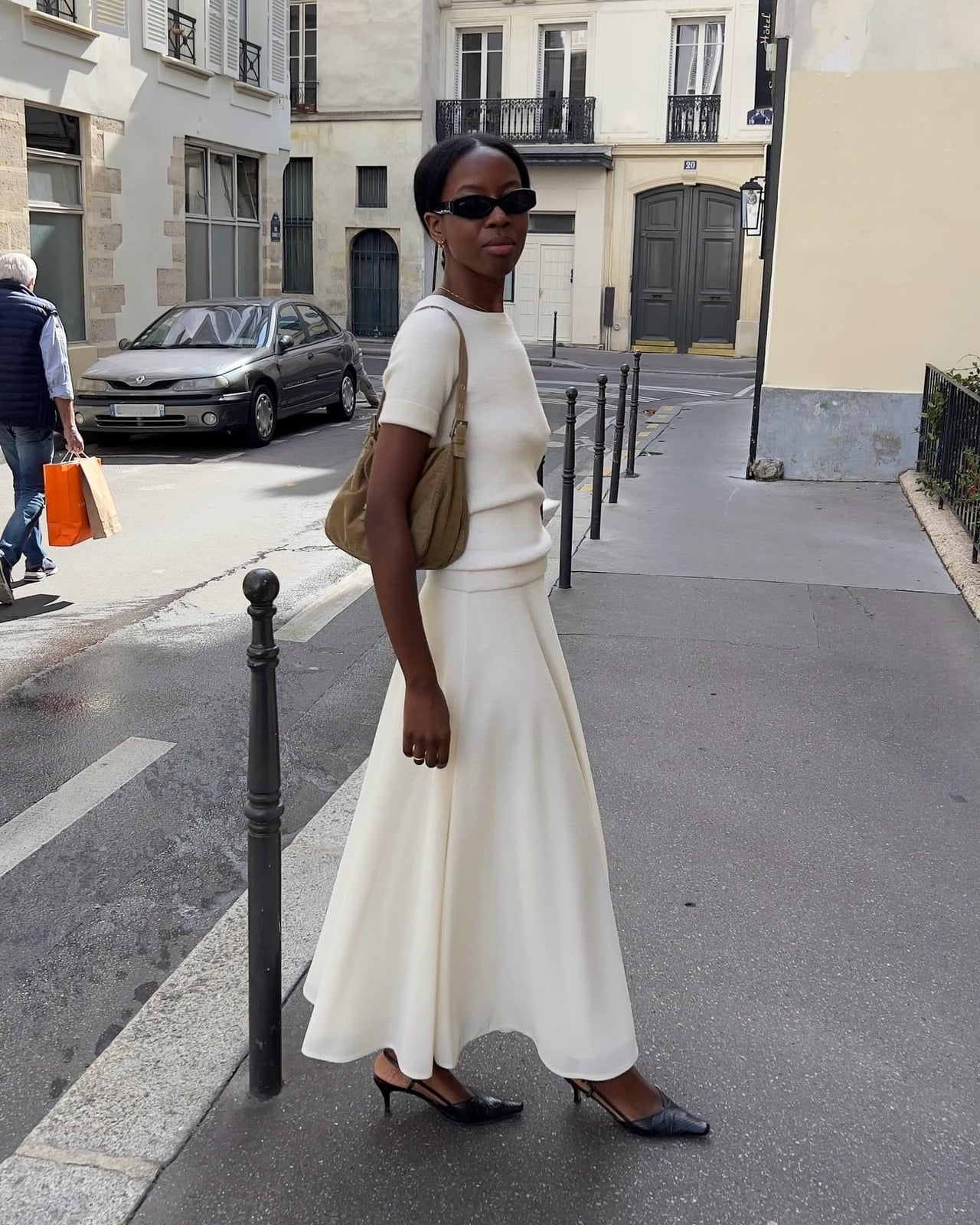 The Best White Maxi Skirt Outfits French Women Love in The Summer | Who What Wear