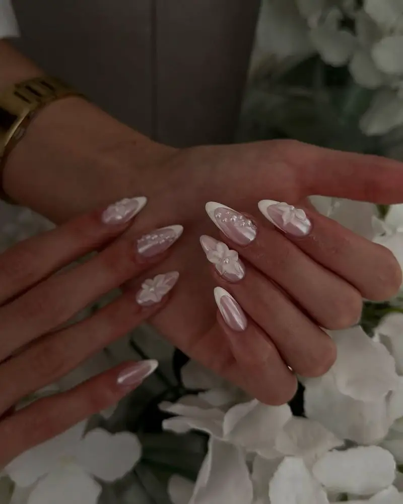 3D Flower Pearl White French Tip Almond 3D Flower Pearl White French Tip Almond — Simple Almond French Tip Nails
