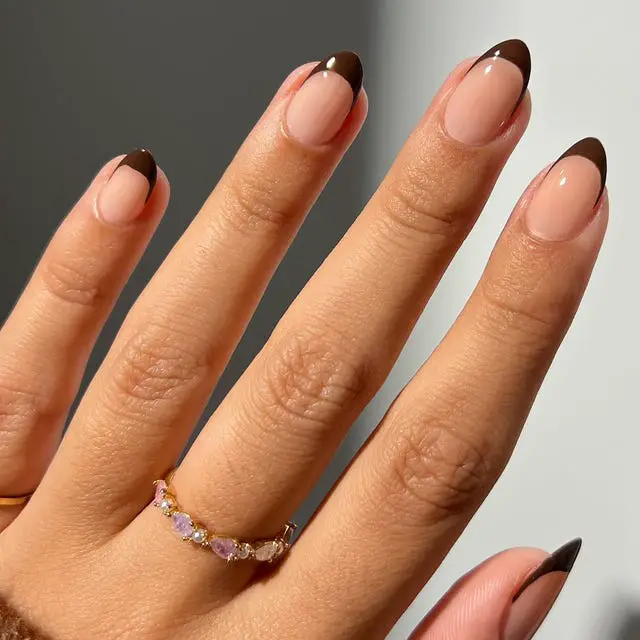 Glitter Base White French Tip Almond Glitter Base White French Tip Almond — Simple Almond French Tip Nails