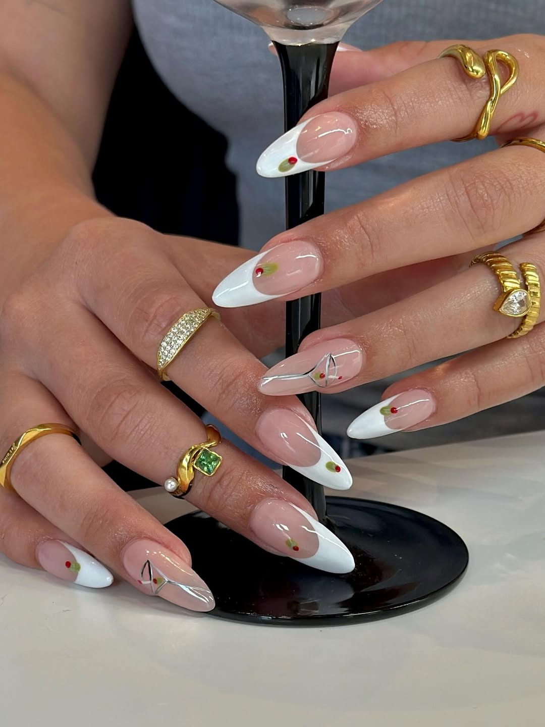 Classic White French Tip Pink Base Almond, Glossy Classic White French Tip Pink Base Almond, Glossy — Simple Almond French Tip Nails