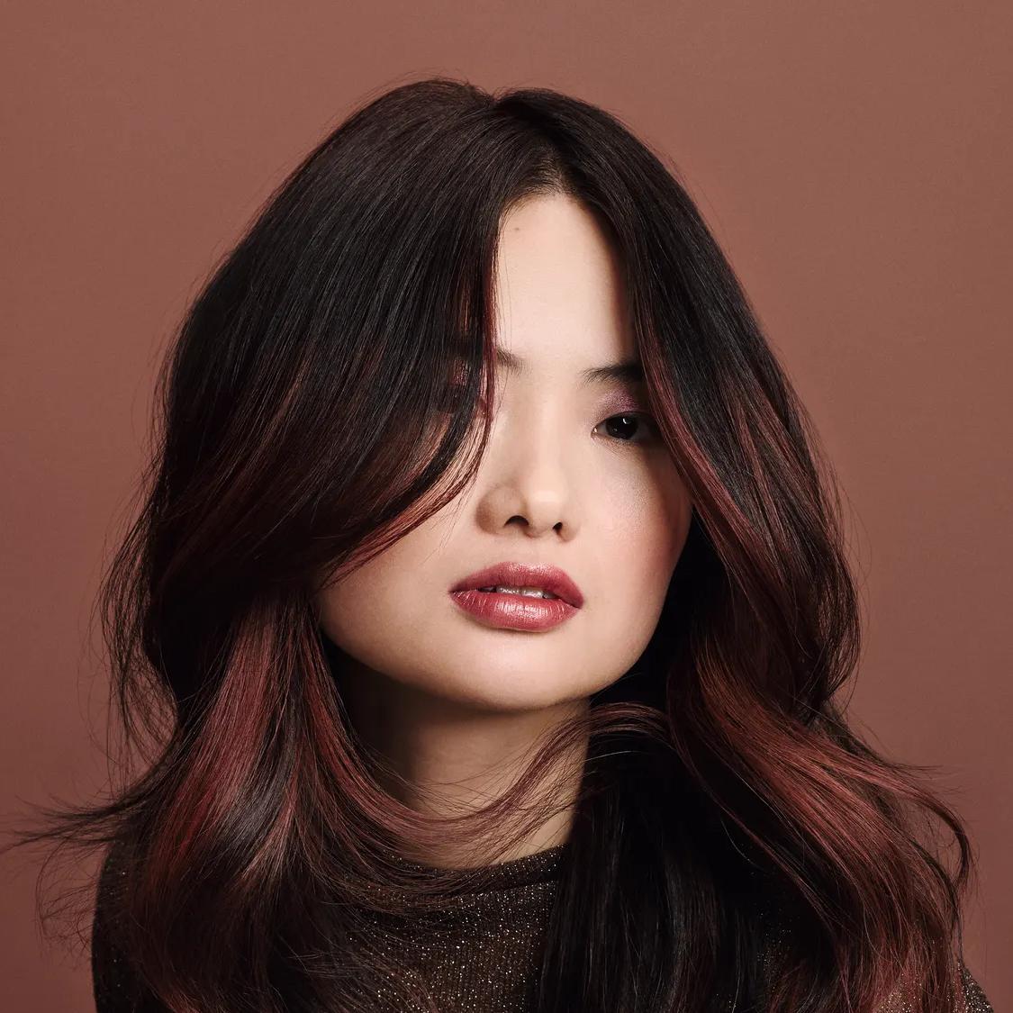 Collarbone Wavy Dark Brown With Auburn Balayage Collarbone Wavy Dark Brown With Auburn Balayage — Simple Auburn Balayage