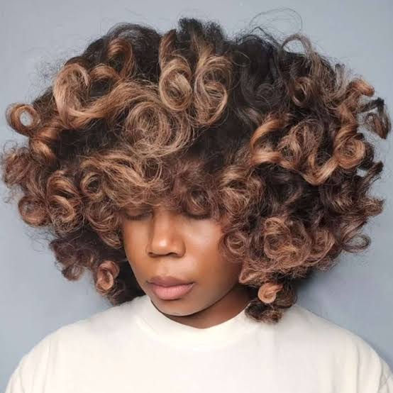 Shoulder Length Curly Shag With Honey Blonde Balayage Shoulder Length Curly Shag With Honey Blonde Balayage — Simple Balayage