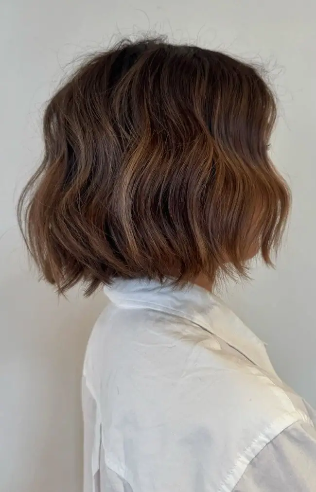 Chin Blunt Bob Chestnut Brown Blonde Balayage — Simple Balayage Bob