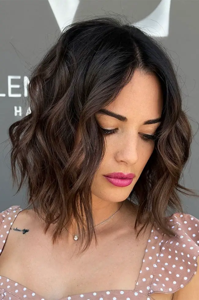 Chin Bob Dark Brown Warm Brown Balayage — Simple Balayage Bob