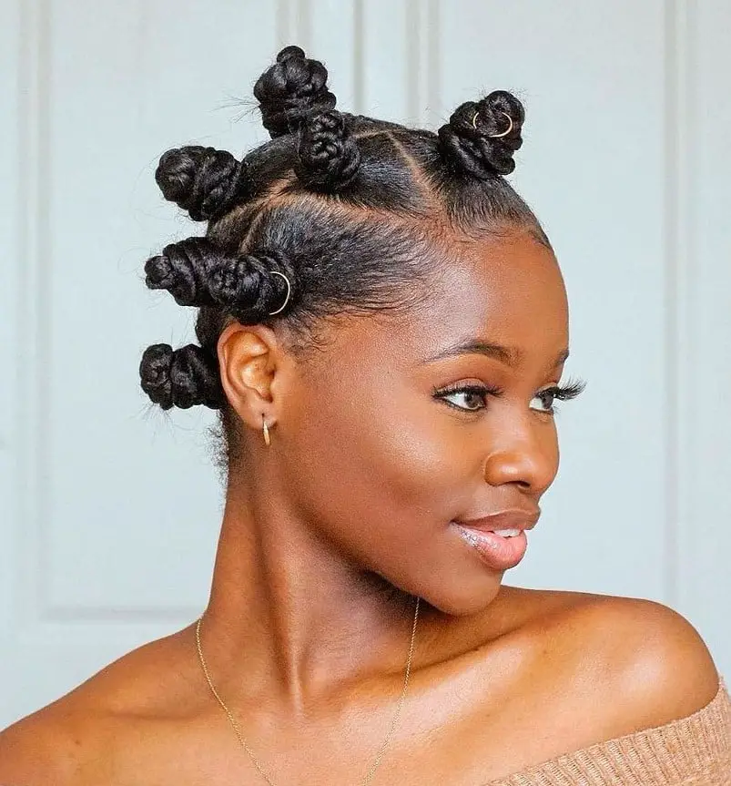 Neatly Styled Bantu Knots with Brown Off-The-Shoulder Top Neatly Styled Bantu Knots with Brown Off-The-Shoulder Top — Simple Bantu Knots