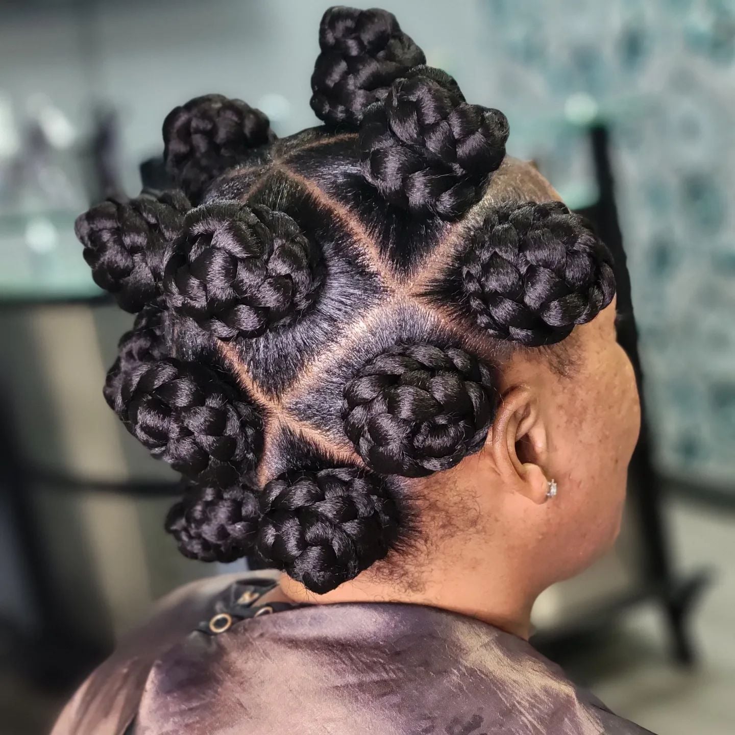 Dense Bantu Knots on Crown with Dark Satin Top Dense Bantu Knots on Crown with Dark Satin Top — Simple Bantu Knots