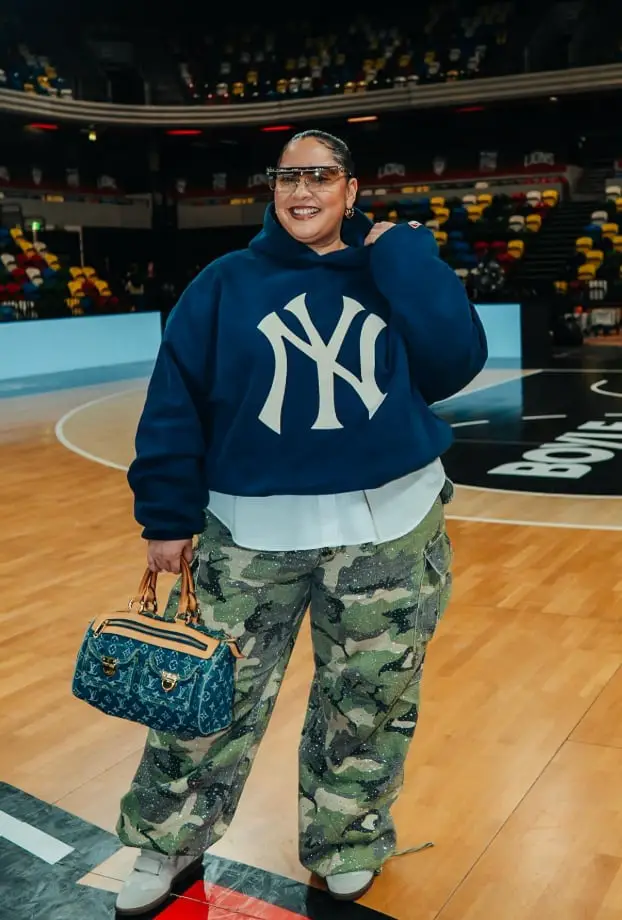 Oversized Hoodie and Camouflage Cargo Pants Oversized Hoodie and Camouflage Cargo Pants — Simple Basketball Game Outfits