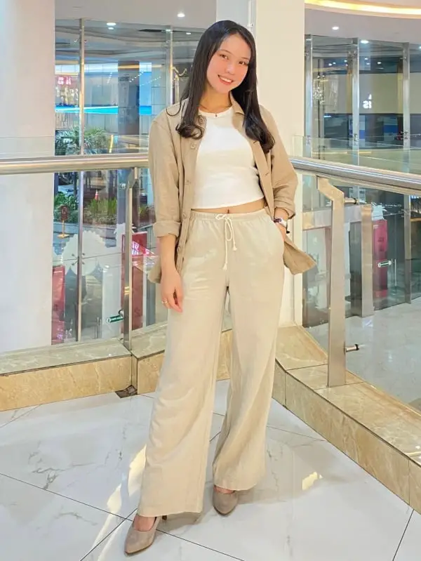 Beige Wide-Leg Trousers with Drawstring Waist and Linen Shirt Beige Wide-Leg Trousers with Drawstring Waist and Linen Shirt — Simple Beige Pants Outfits