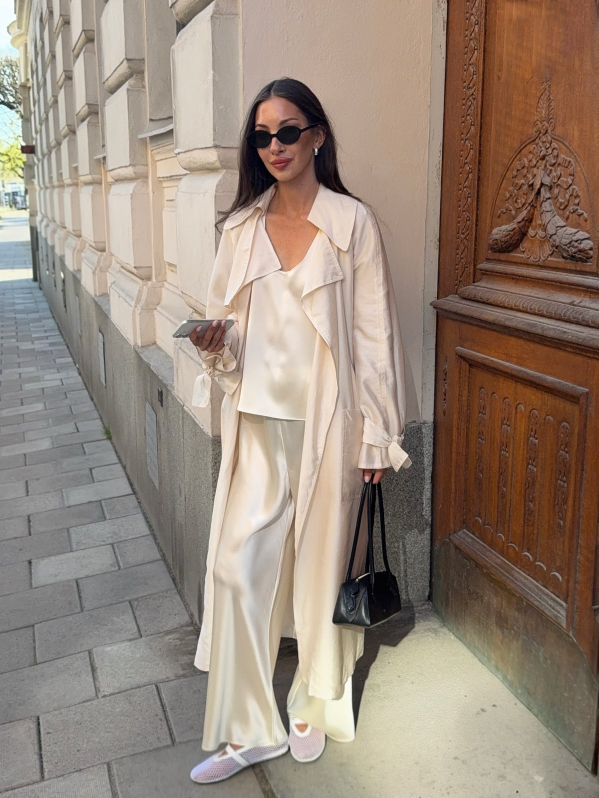 Monochromatic Beige Satin Trousers with Camisole, Close-Up Take Monochromatic Beige Satin Trousers with Camisole, Close-Up Take — Simple Beige Pants Outfits