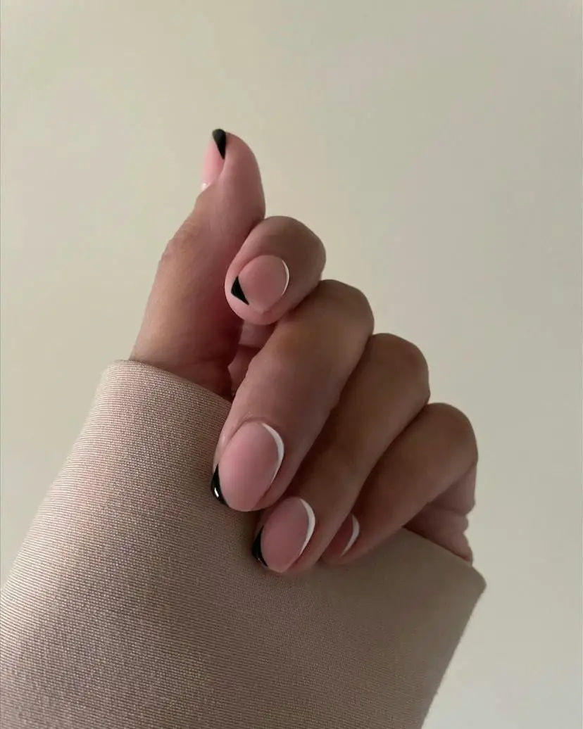Classic Black French Tip Short Square Nails Classic Black French Tip Short Square Nails — Simple Black French Tip Nails