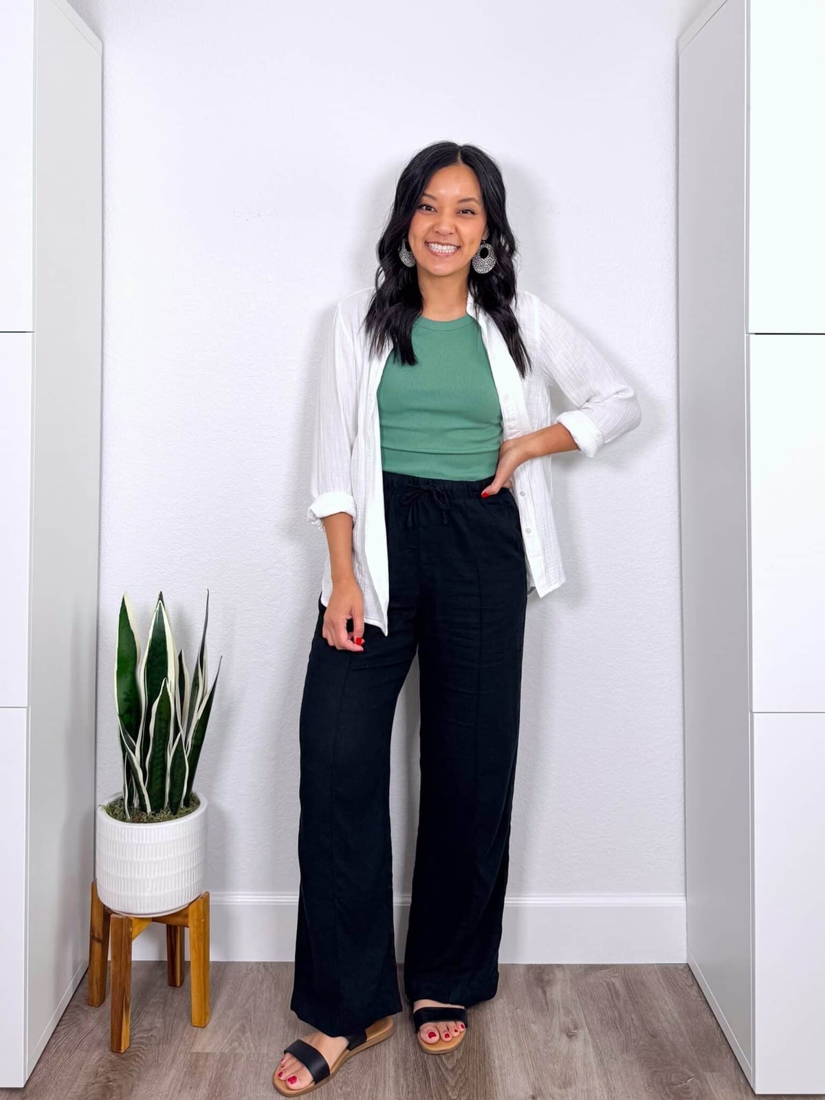 Black Linen Wide Leg Pants With White Shirt Black Linen Wide Leg Pants With White Shirt — Simple Black Pants Outfits
