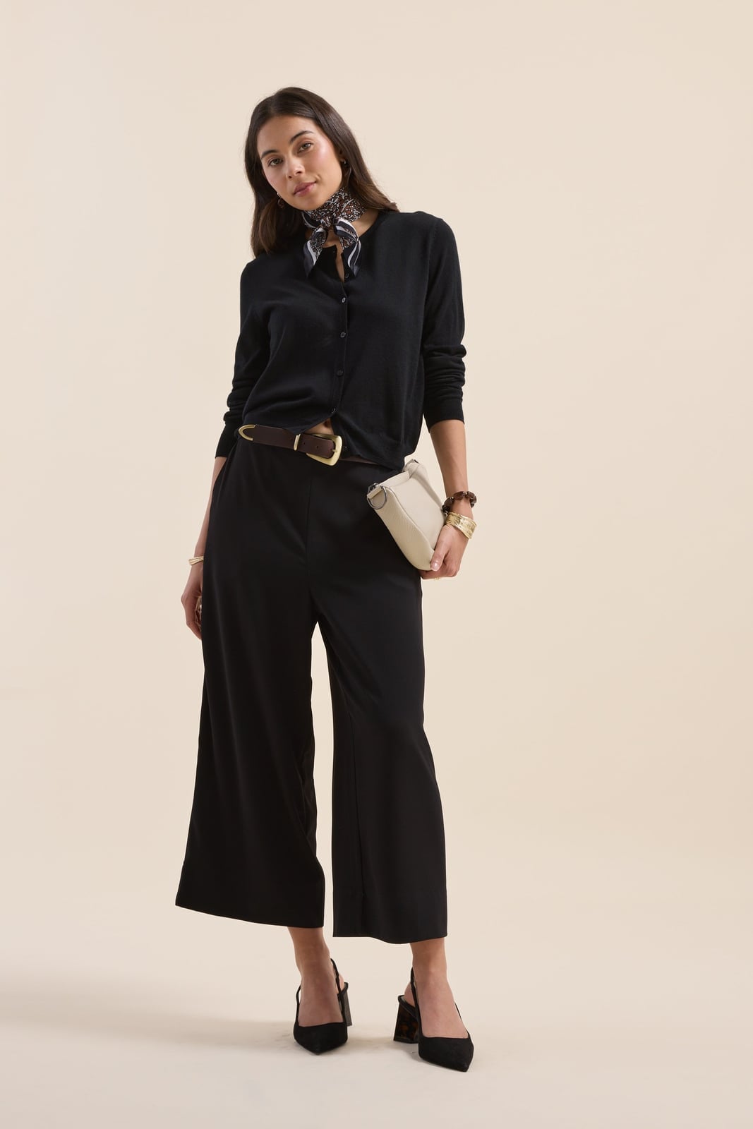 Black Crop Wide Leg Pants With Cardigan Black Crop Wide Leg Pants With Cardigan — Simple Black Pants Outfits