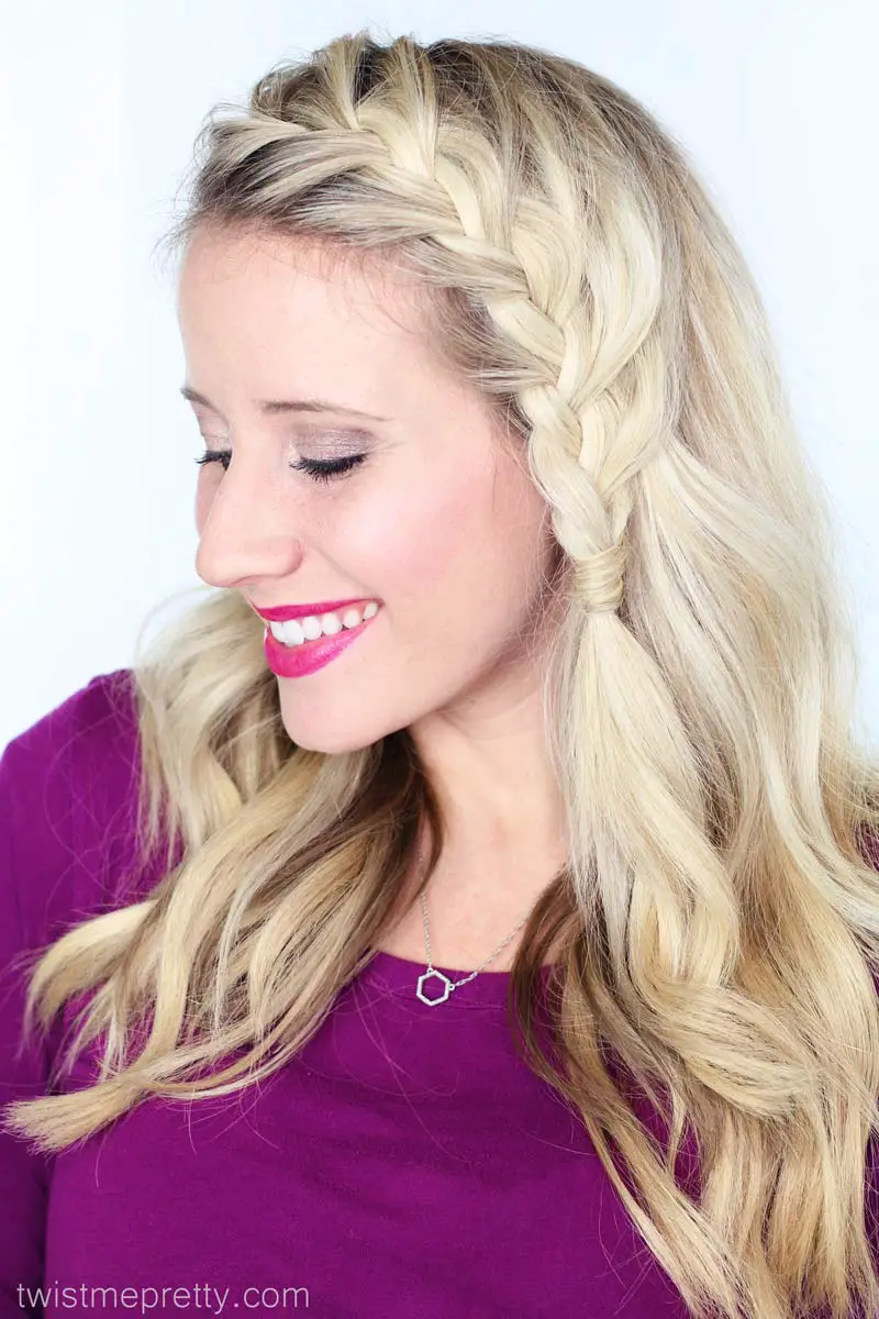 Shoulder Length Ash Blonde Braid With Curtain Bangs Shoulder Length Ash Blonde Braid With Curtain Bangs — Simple Blonde Braids