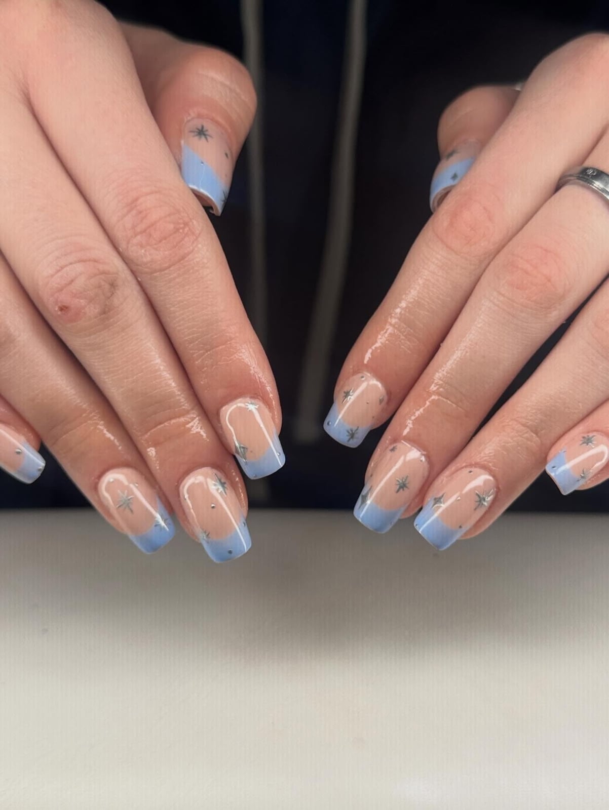 Thin Light Blue French Tip Short Oval Nails, Glossy Thin Light Blue French Tip Short Oval Nails, Glossy — Simple Blue French Tip Nails