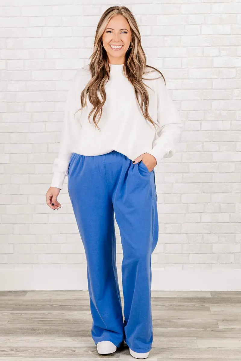 Bright Blue Wide-Leg Trousers With A White Sweatshirt Bright Blue Wide-Leg Trousers With A White Sweatshirt — Simple Blue Pants Outfits