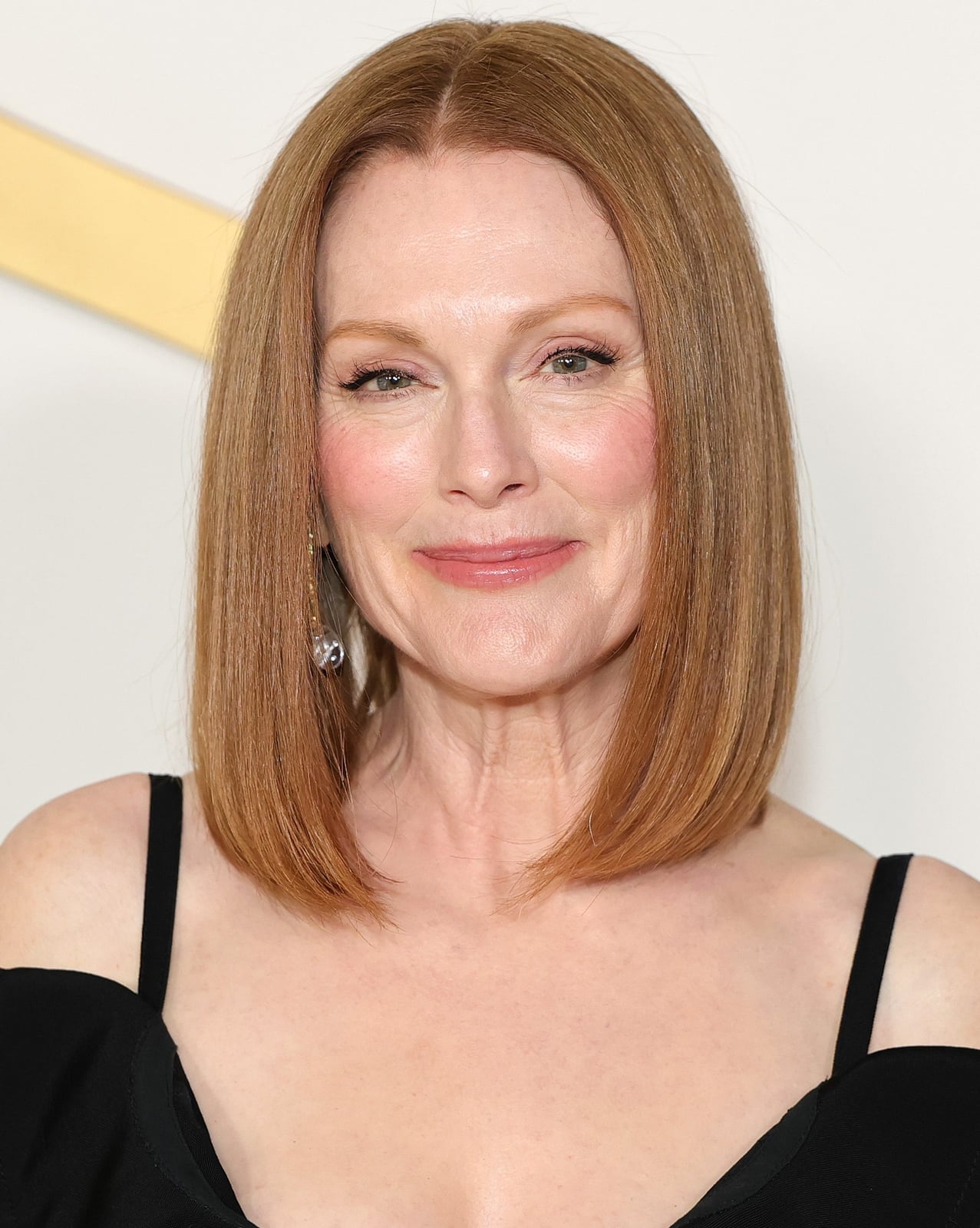 Collarbone Bob Sleek Air Dried — Simple Bob for Fine Hair