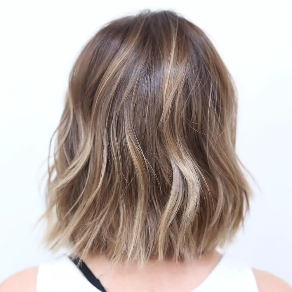 Shoulder Bob Brown Blonde Balayage Waves — Simple Bob for Fine Hair