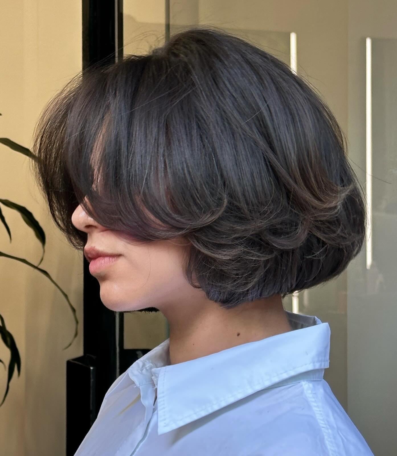 Dark Brown Bob Stacked Layers Collarbone Dark Brown Bob Stacked Layers Collarbone — Simple Bob Hairstyles