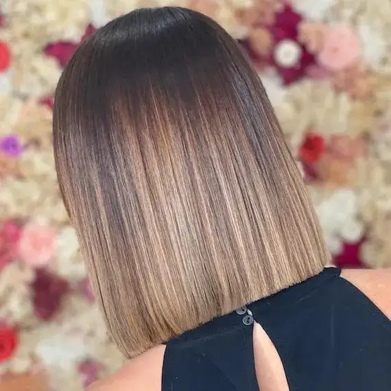 Collarbone Bob With Blonde Balayage — Simple Bob with Highlights