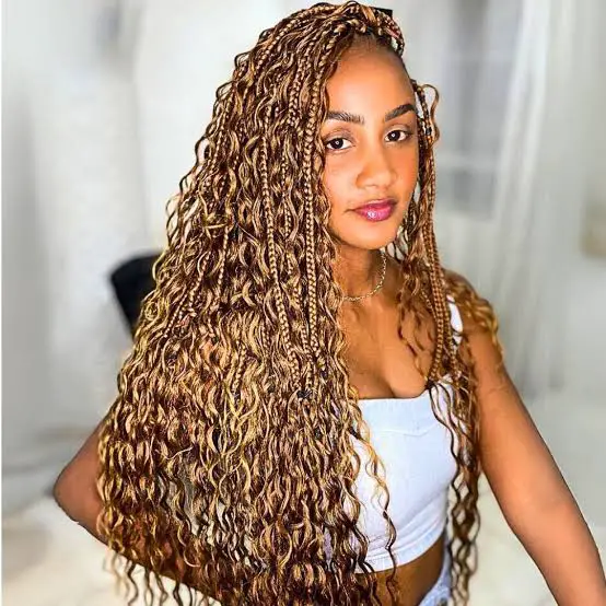 Mid-Back Flowing Box Braids With Wavy Texture Mid-Back Flowing Box Braids With Wavy Texture — Simple Boho Braids