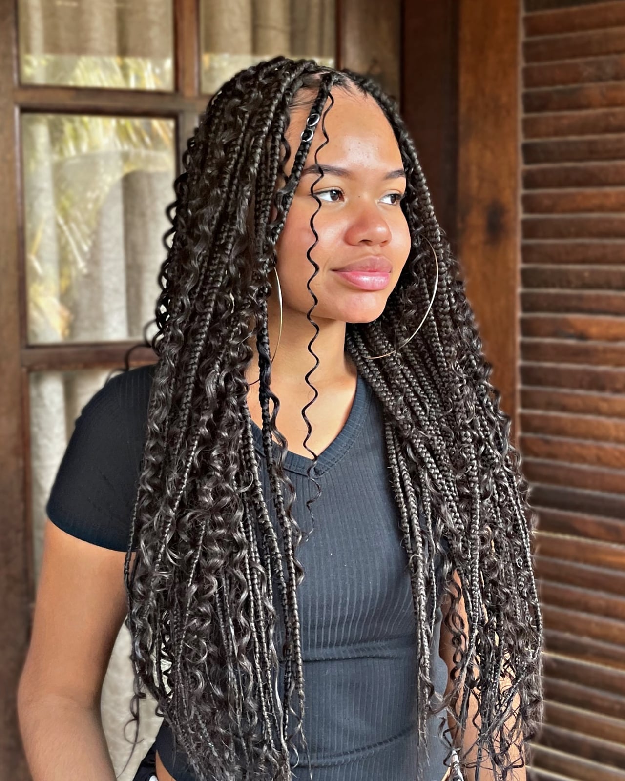 Mid-Back Box Braids With Curly Ends Mid-Back Box Braids With Curly Ends — Simple Box Braids Hairstyles