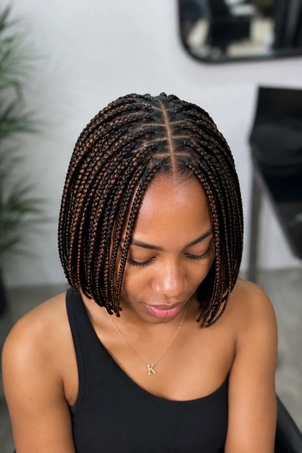 Short Chin Length Box Braids With Highlights Short Chin Length Box Braids With Highlights — Simple Braids for Black Women