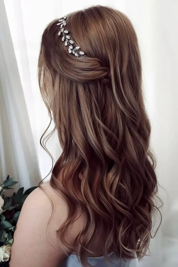 Mid-Back Brown Balayage Half Up With Headband Mid-Back Brown Balayage Half Up With Headband — Simple Bridesmaid Hairstyles Half Up